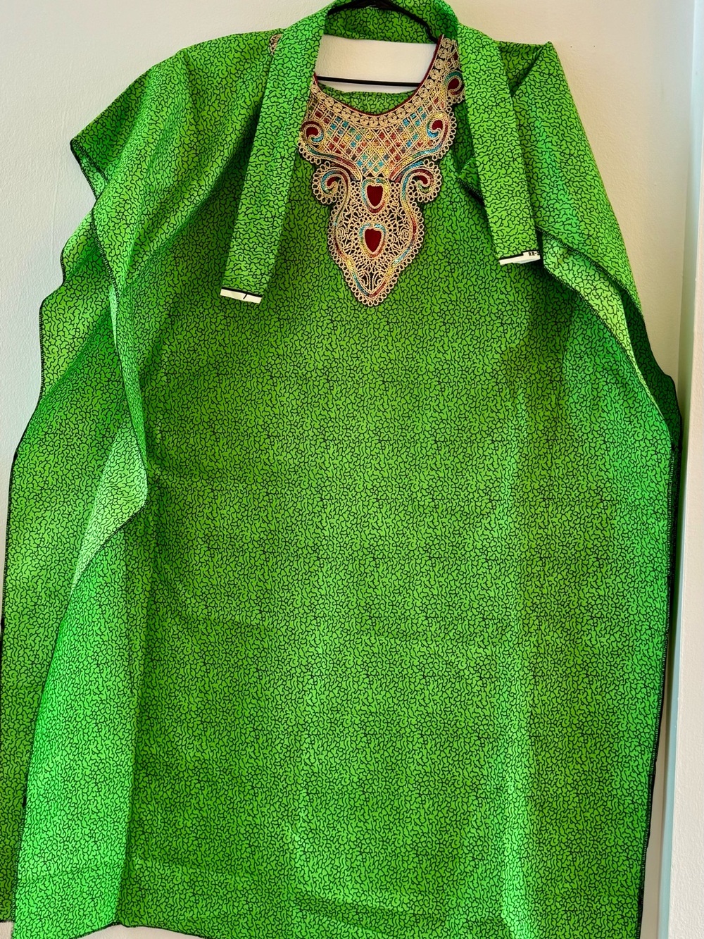 Embroidered Green Midi Dress with Decorative Neckline